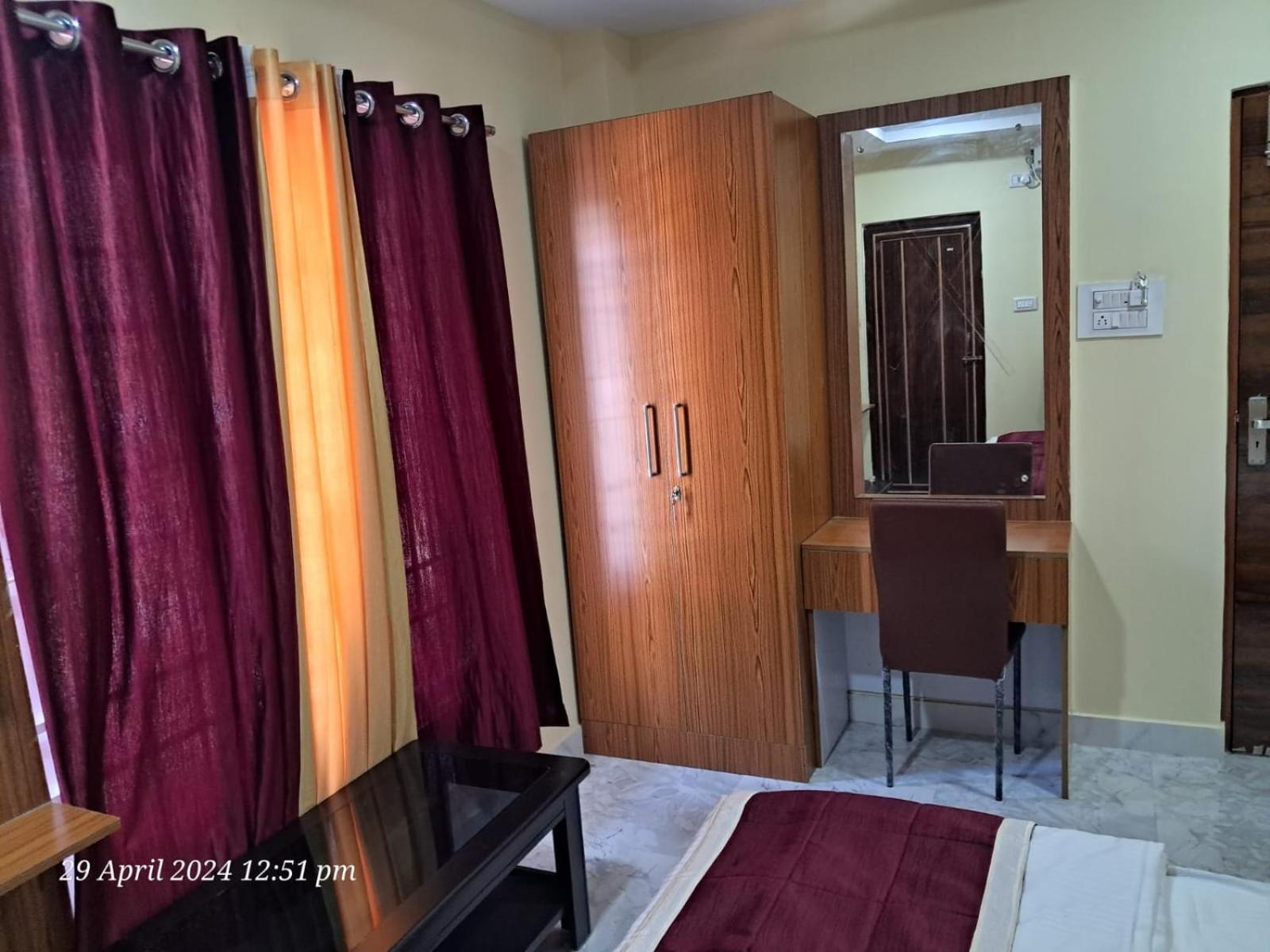 Hilton Garden Homestay Port Blair Exteriör bild