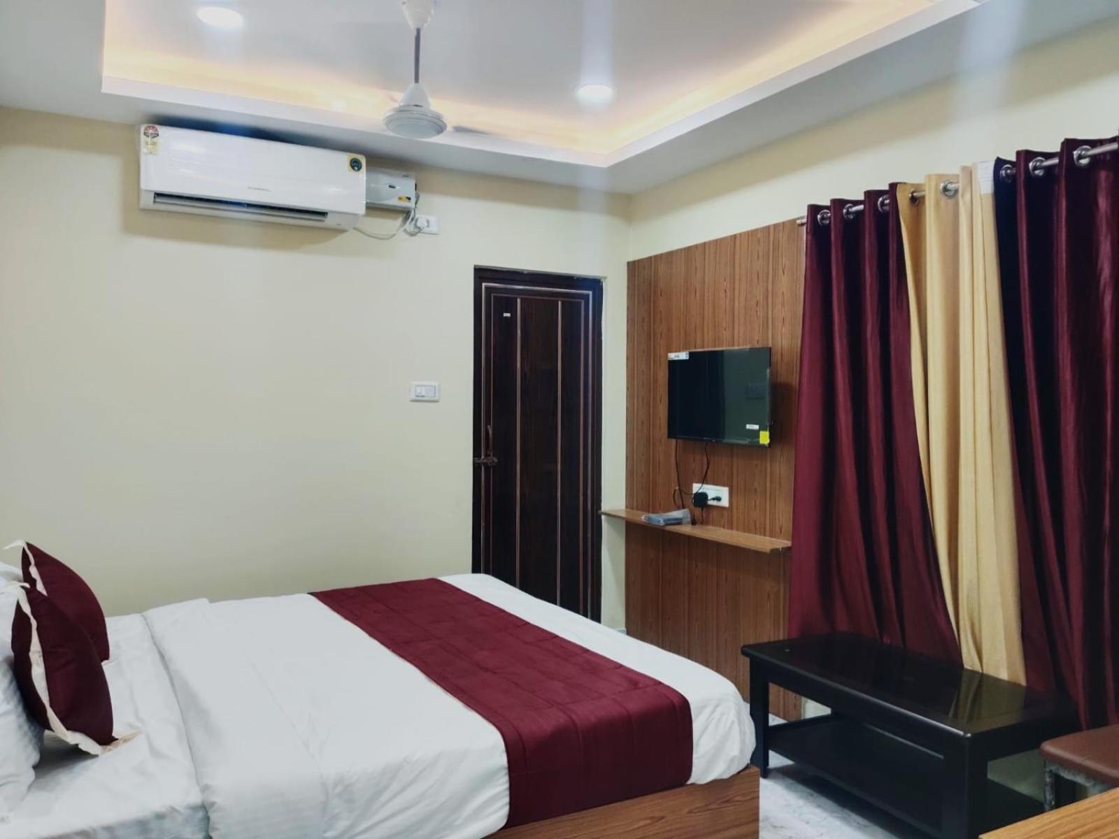 Hilton Garden Homestay Port Blair Exteriör bild